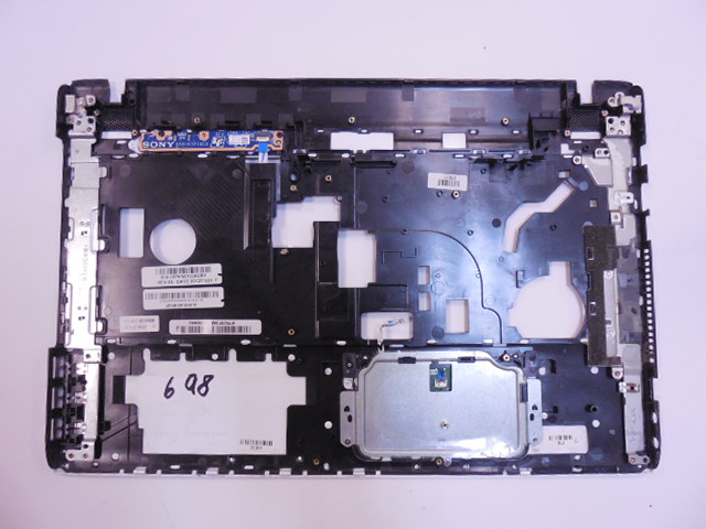 Horní kryt / palmrest (s touchpadem a power tlačítky) pro SONY vaio SVE151G13M