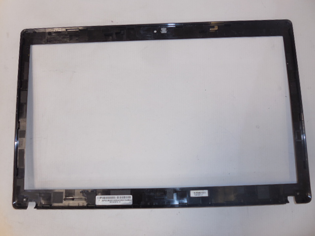 Přední kryt LCD Lenovo G780