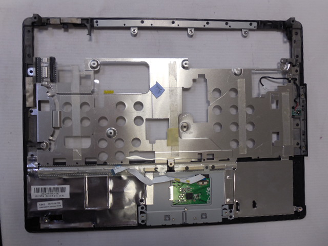 Palmrest + touchpad Fujitsu Siemens Amilo Pro V3205