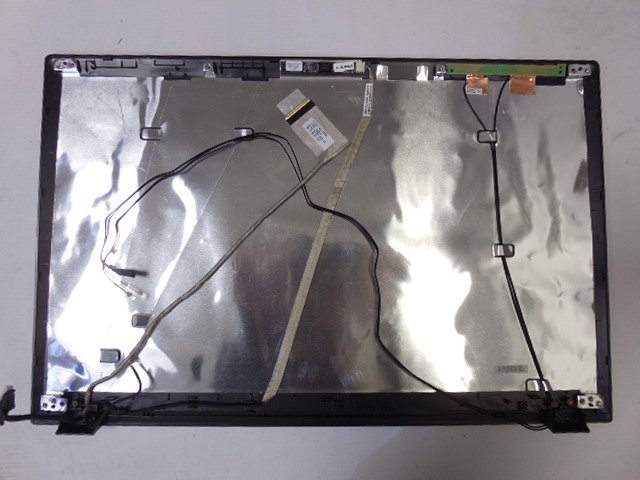 Zadní kryt LCD BTO W271EUq (clevo)