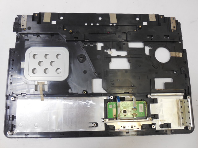 Palmrest - HP Compaq 6830s 