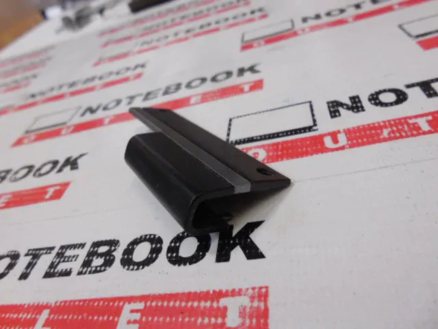 Krytka pantu - ASUS F5Z/F5N