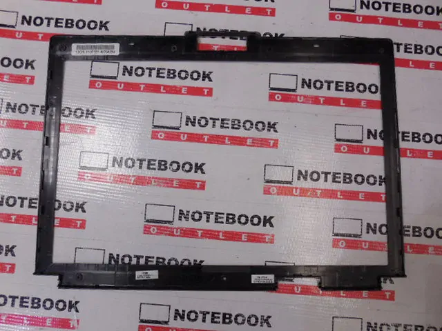 Přední kryt LCD - ASUS F5Z