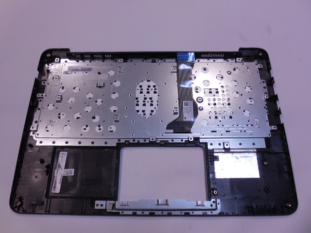 Horní kryt / Palmrest s klávesnicí  pro ASUS R417S