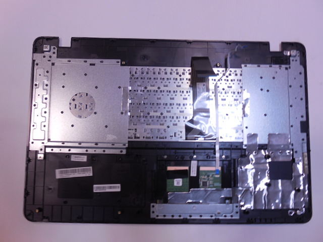 Horní kryt / Palmrest s klávesnicí pro ASUS K751L