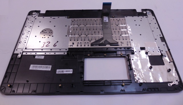 Horní kryt / Palmrest s klávesnicí  pro ASUS R752L R752S R752M R752N