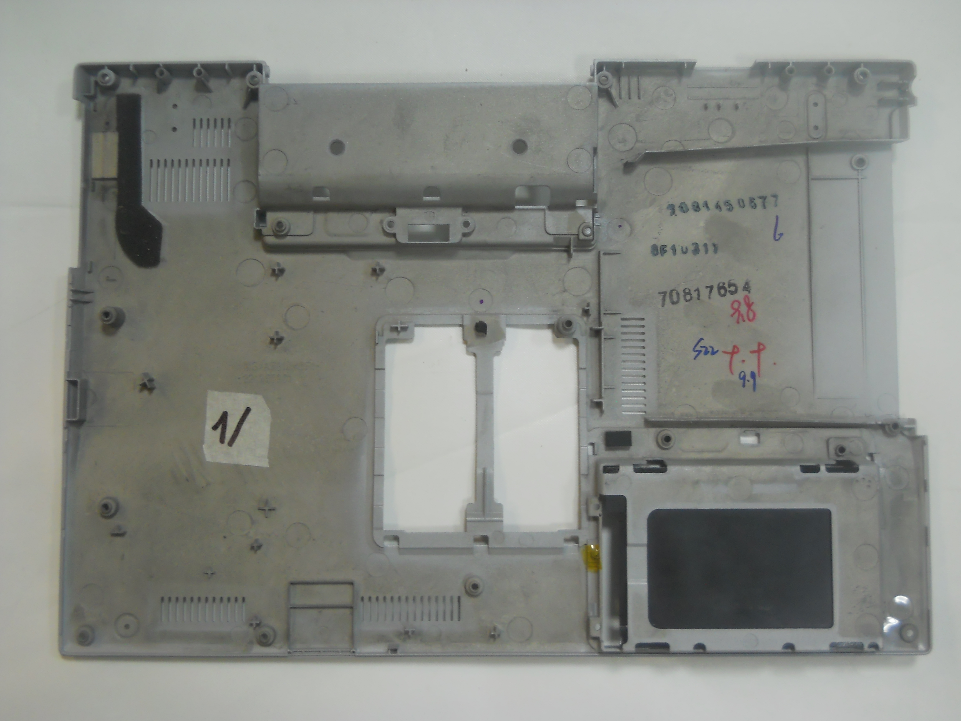 Spodní vana / Bottom case pro SONY VAIO PCG-391M