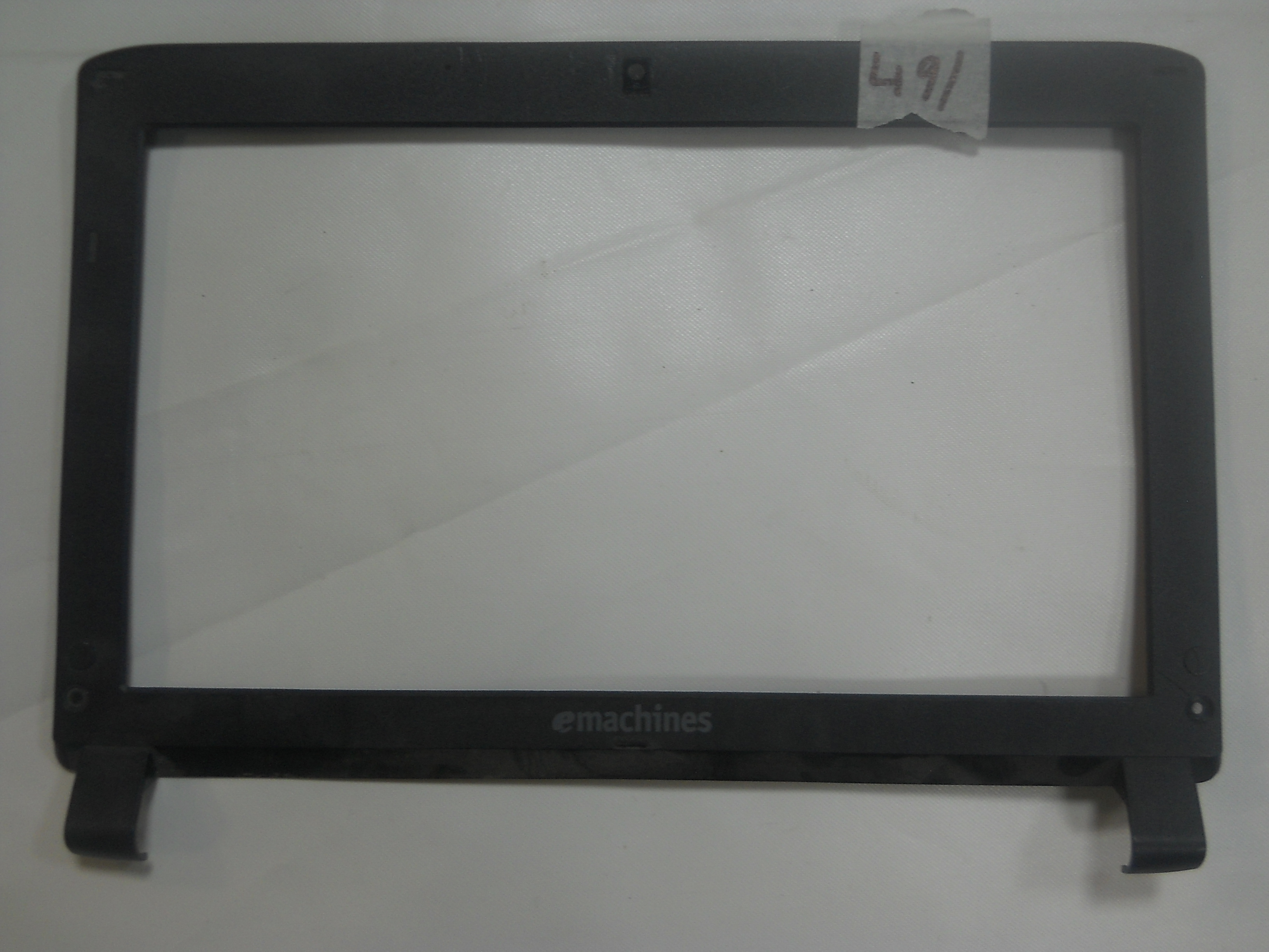 Přední kryt LCD / Front bezel LCD pro Emachines em350