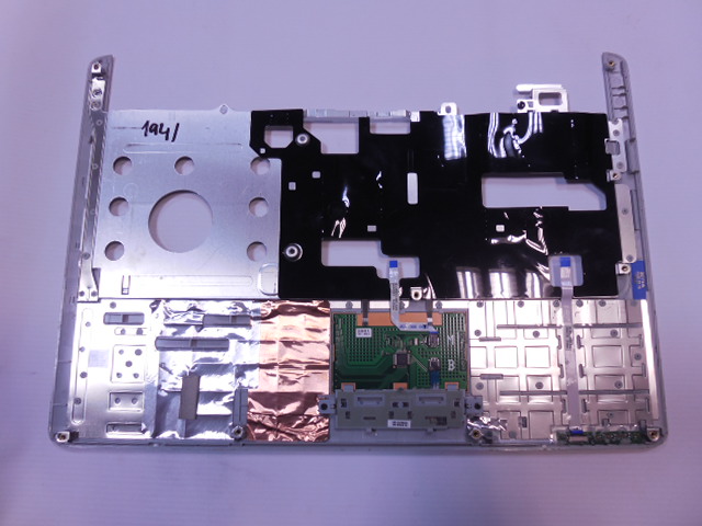 Horní kryt / Palmrest pro Dell Inspiron 1525 (PP29L)