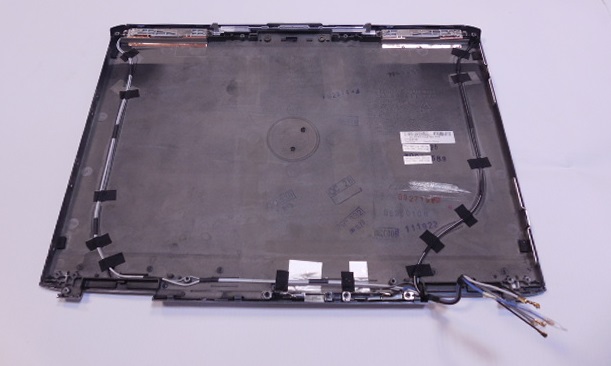 Zadní kryt LCD / LCD Back Cover pro Dell Inspiron 1720 (PP22X)