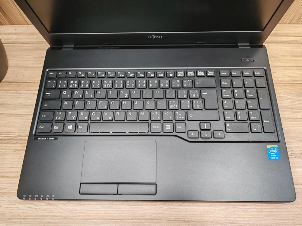 Fujitsu Lifebook A555