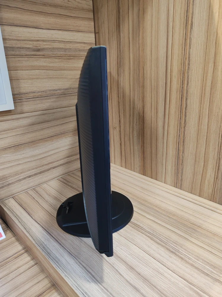 Fujitsu Siemens D22W‑1 22"