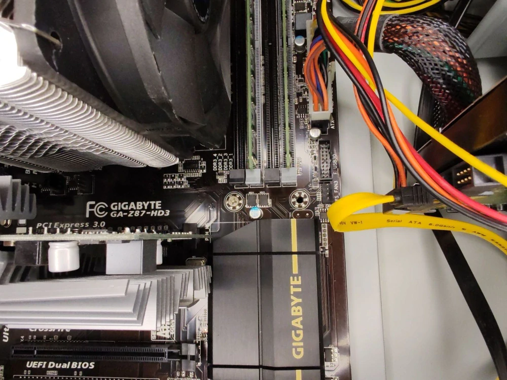 PC CoolerMaster - i5