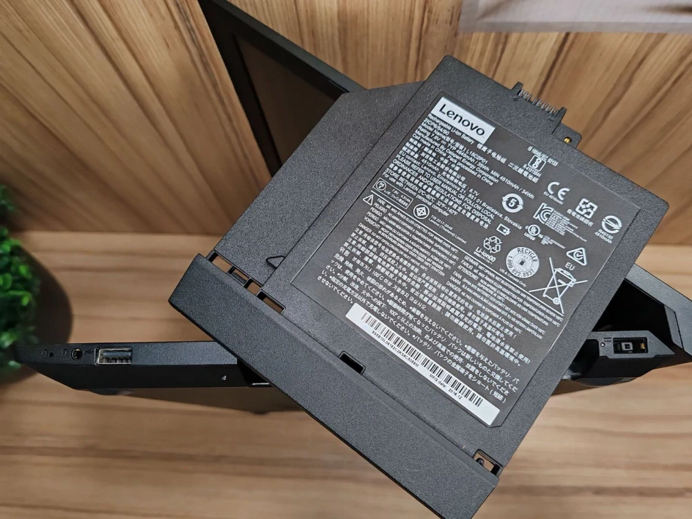 Lenovo IdeaPad V310 - i3