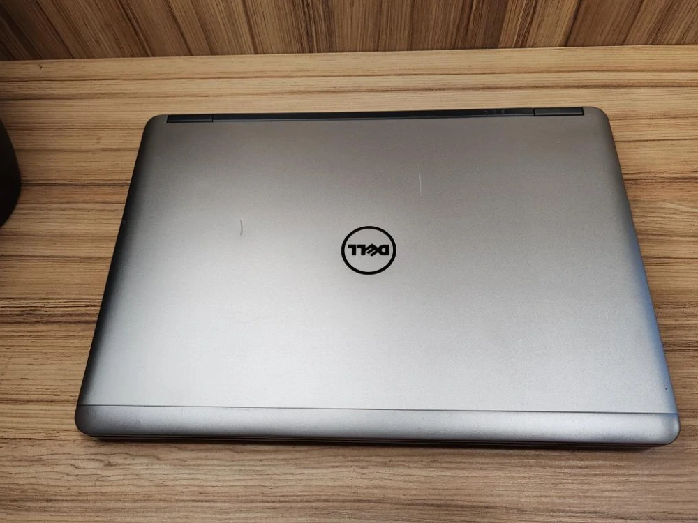 DELL Latitude E7440