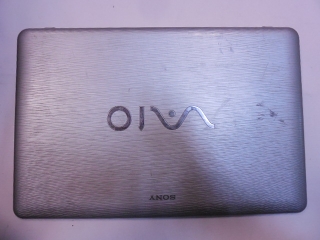 Zadní kryt LCD / LCD Back Cover (webcam) pro SONY VAIO pcg 7186M