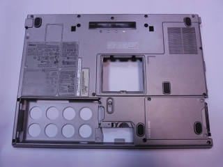Spodní vana / Bottom case pro Dell Latitude D830 (PP04X)