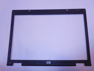Přední kryt LCD / Front bezel LCD pro HP Compaq 6910p