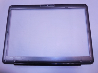 Přední kryt LCD / Front bezel LCD pro Toshiba Satellite L730